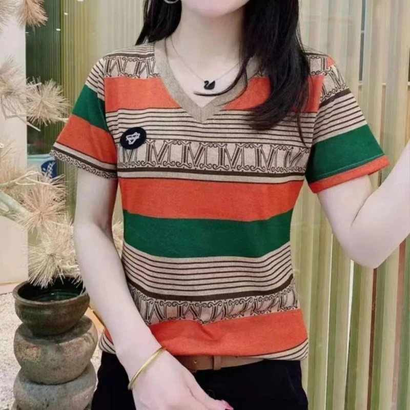 夏季条纹短袖宽松中老年遮肉弹力T恤显瘦V领上衣简约洋气妈妈装