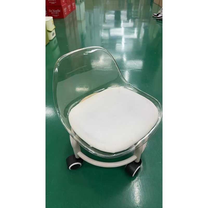 万向轮小椅子滑轮矮凳家用儿童靠背板凳网红擦地美缝带椅子