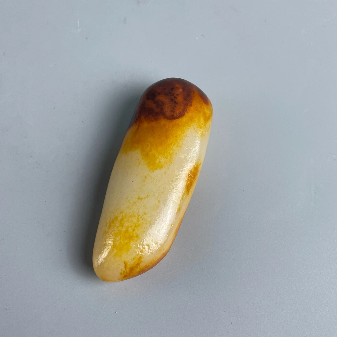 20世纪中后期和田玉原石-M25BK001369手把件/挂坠/摆件/绣花张
