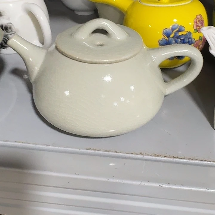 主人杯一个，瓷。。。主人