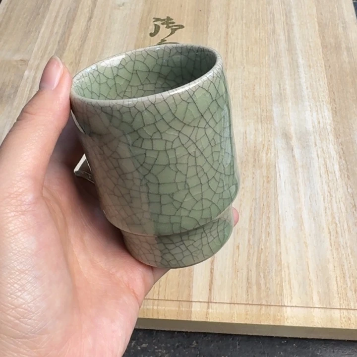 瓷片！**!哈哈哈哈哈哈哈哈
