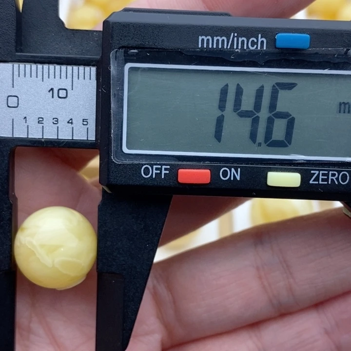 奋***任未镶嵌蜜蜡裸石蜜蜡圆珠