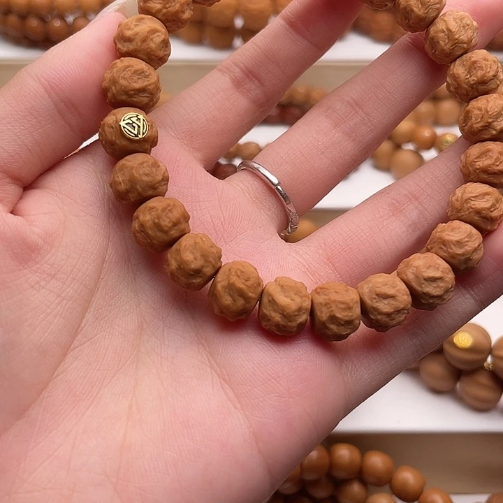 吊坠猴头核桃二等单标小龙蛇之变微瑕款