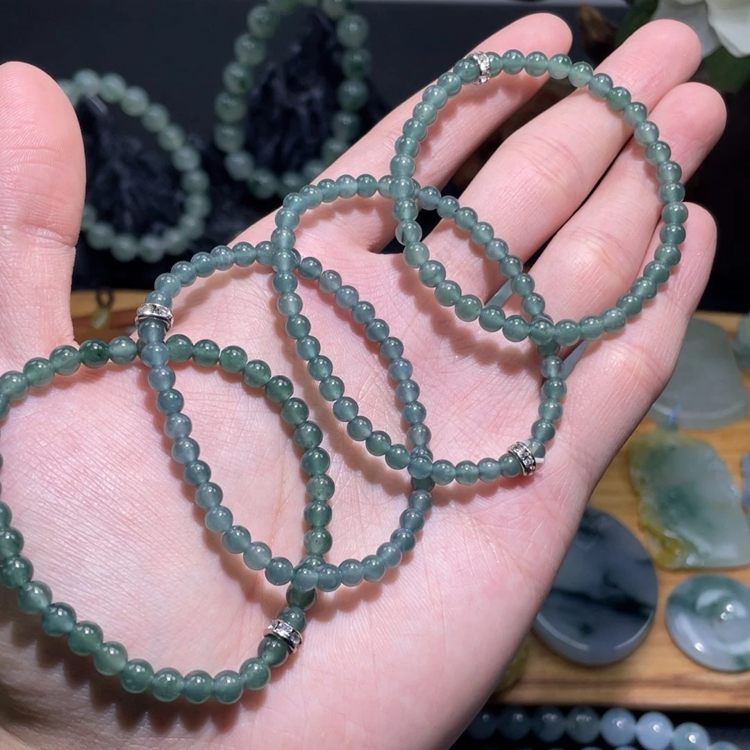 定制翡翠未镶嵌手串发其一卡4.6危