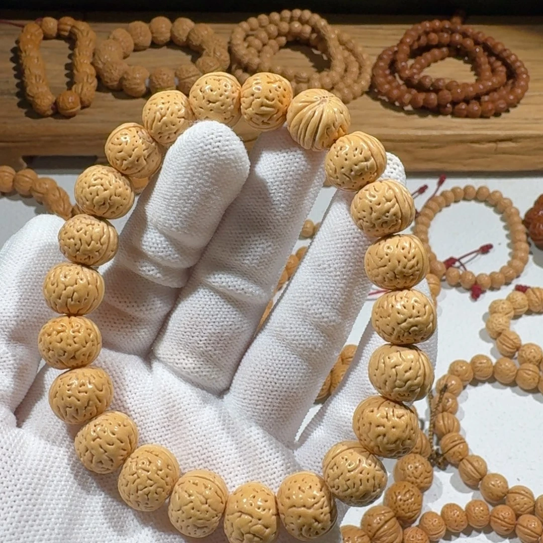 (***八桃核吊坠工厂小圆圆