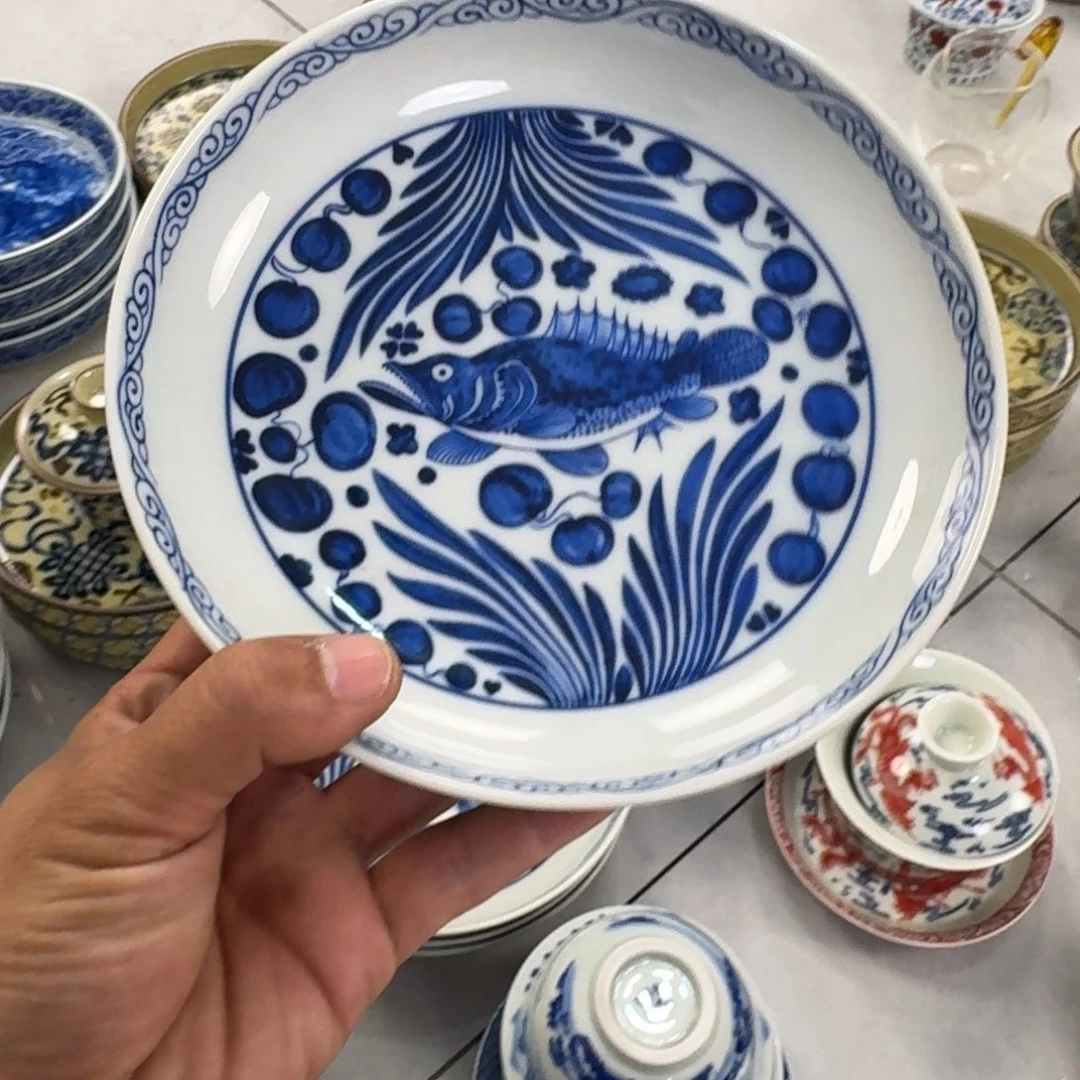 陶摆件青花鱼藻纹大壶承