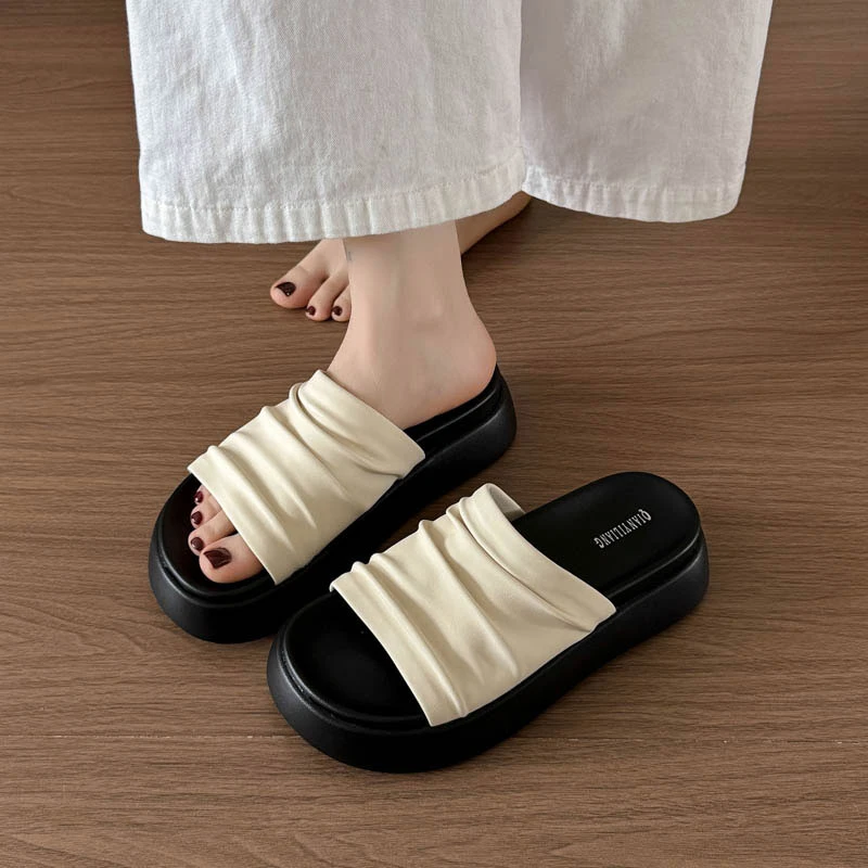 厚底增高凉拖鞋女外穿2025新款夏季松糕沙滩拖配裙子百搭一字拖鞋