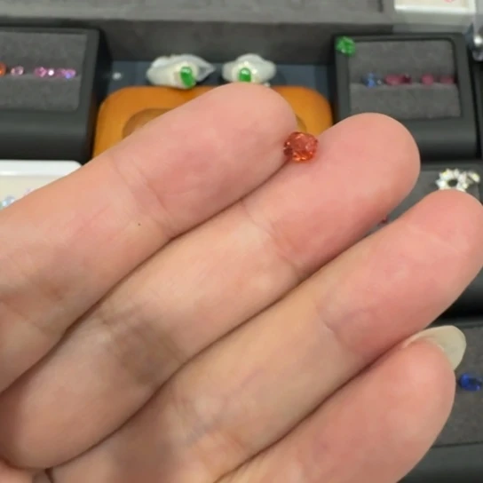 未镶嵌尖晶石珠宝半成品尖晶石0.5克拉
