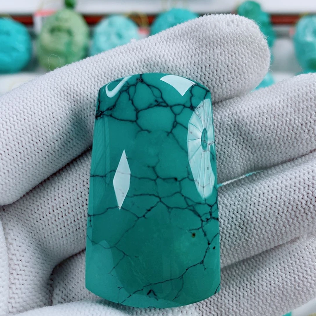 绿松石未镶嵌车挂