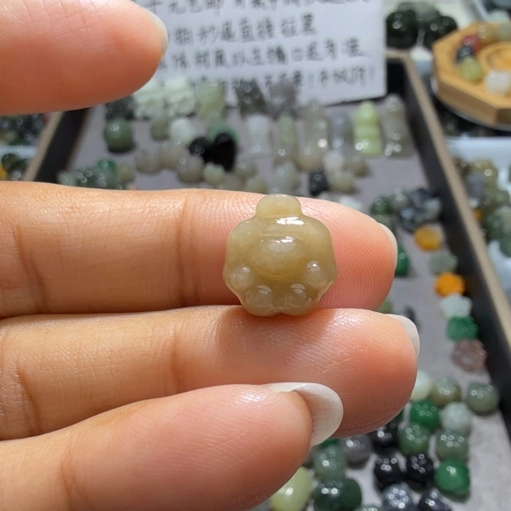 未镶嵌和田玉珠宝半成品