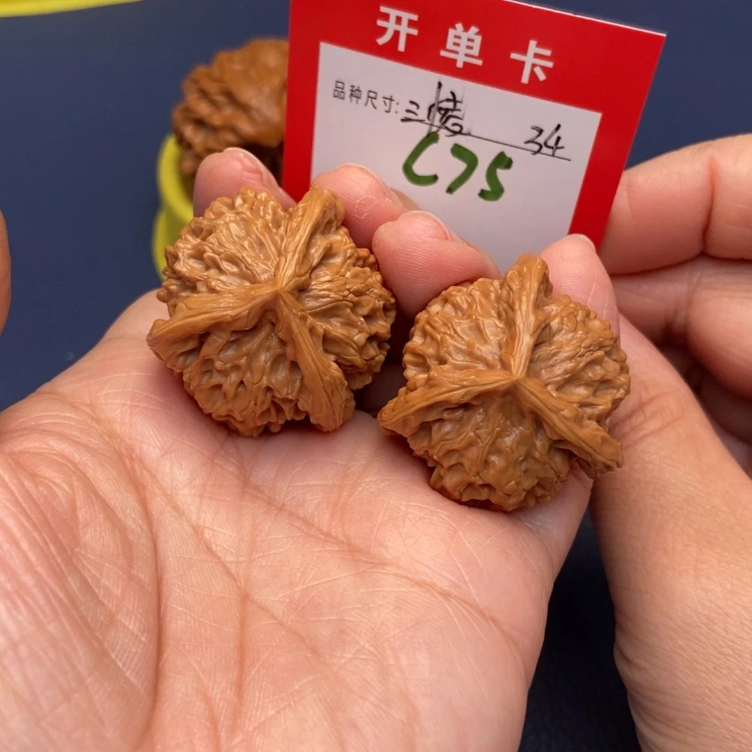 人***戏吊坠文玩核桃文玩核桃