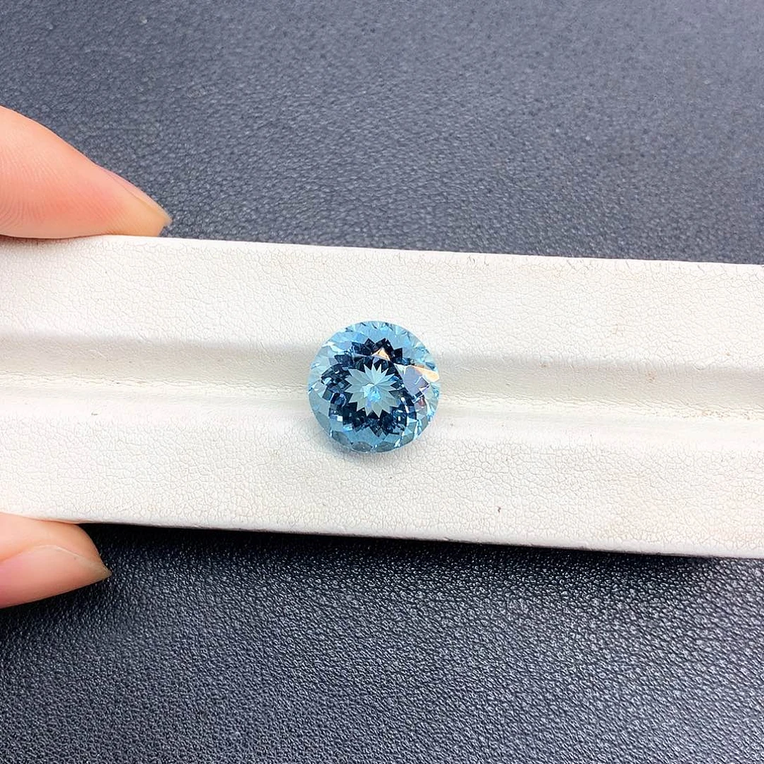 海蓝宝石裸石10.09克拉