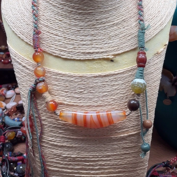 玛瑙/玉髓颈饰未镶嵌