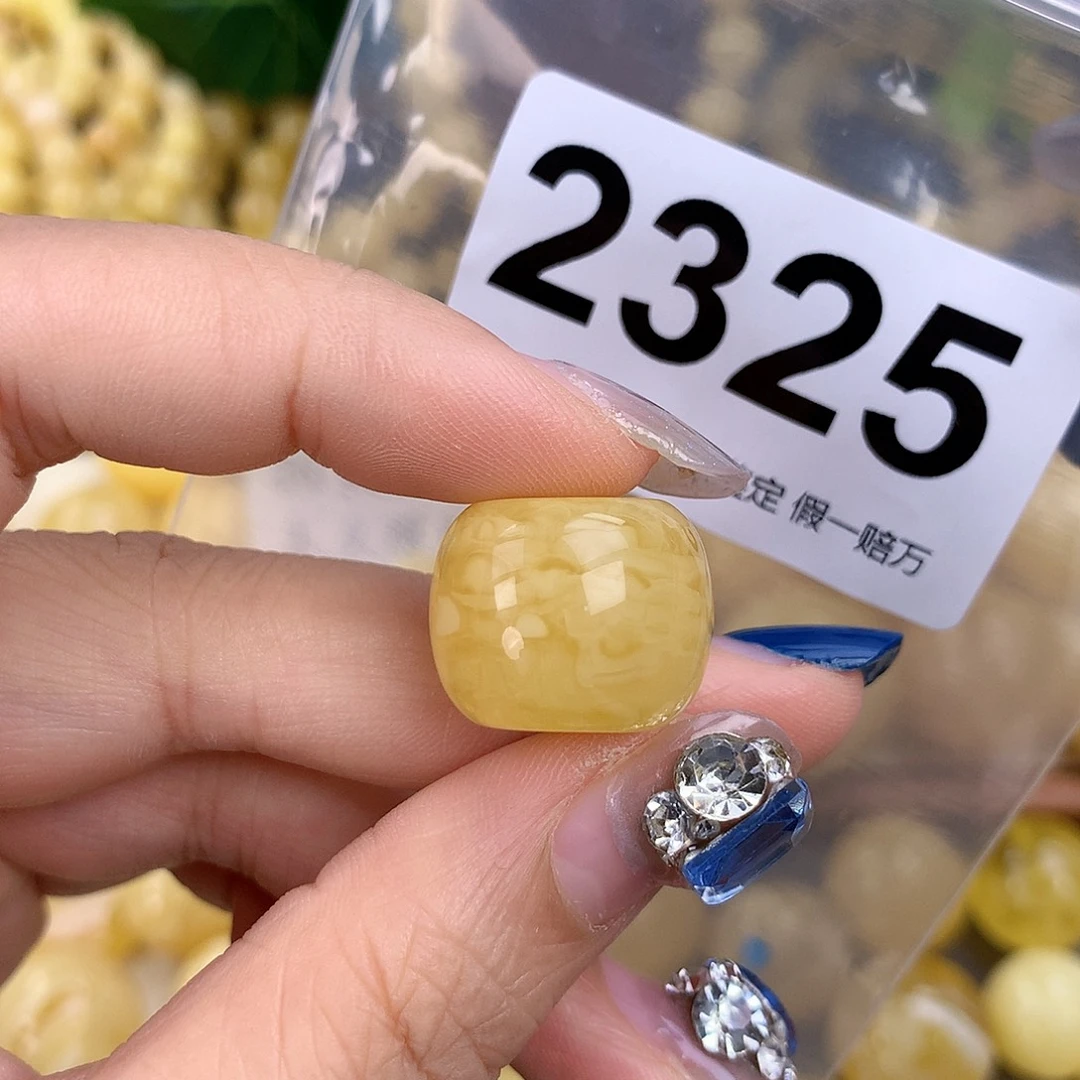 蜜蜡未镶嵌珠宝奇石19