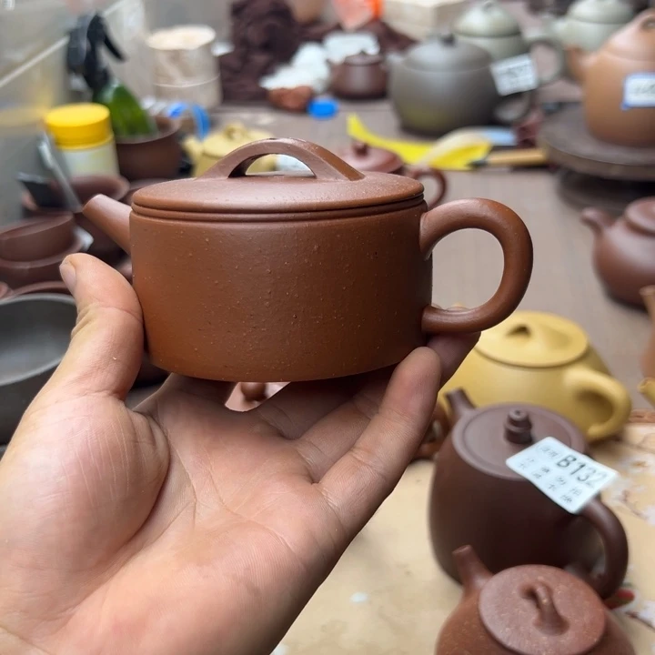 茶壶紫砂朱泥汉瓦180左右瑕疵不挑