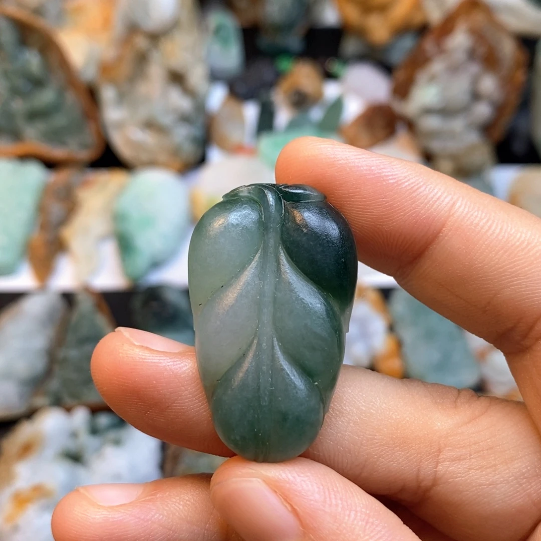 定制翡翠未镶嵌特色59