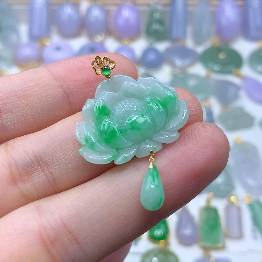 颈饰未镶嵌翡翠翡翠