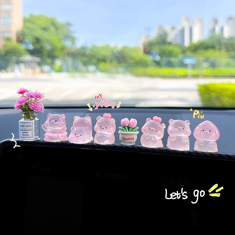 【可爱水蜜桃小猪】车内饰品摆件2025新款女生中控台解压治愈系公仔