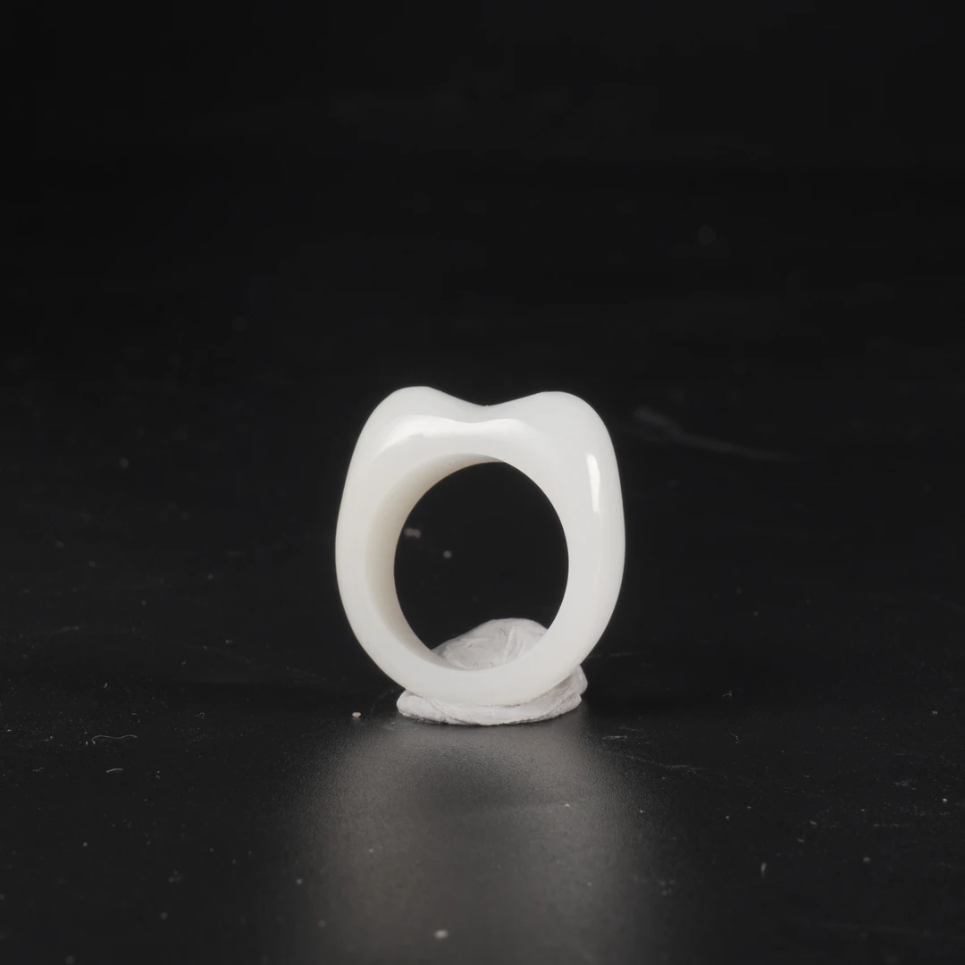 lot8和田玉猫咪戒指