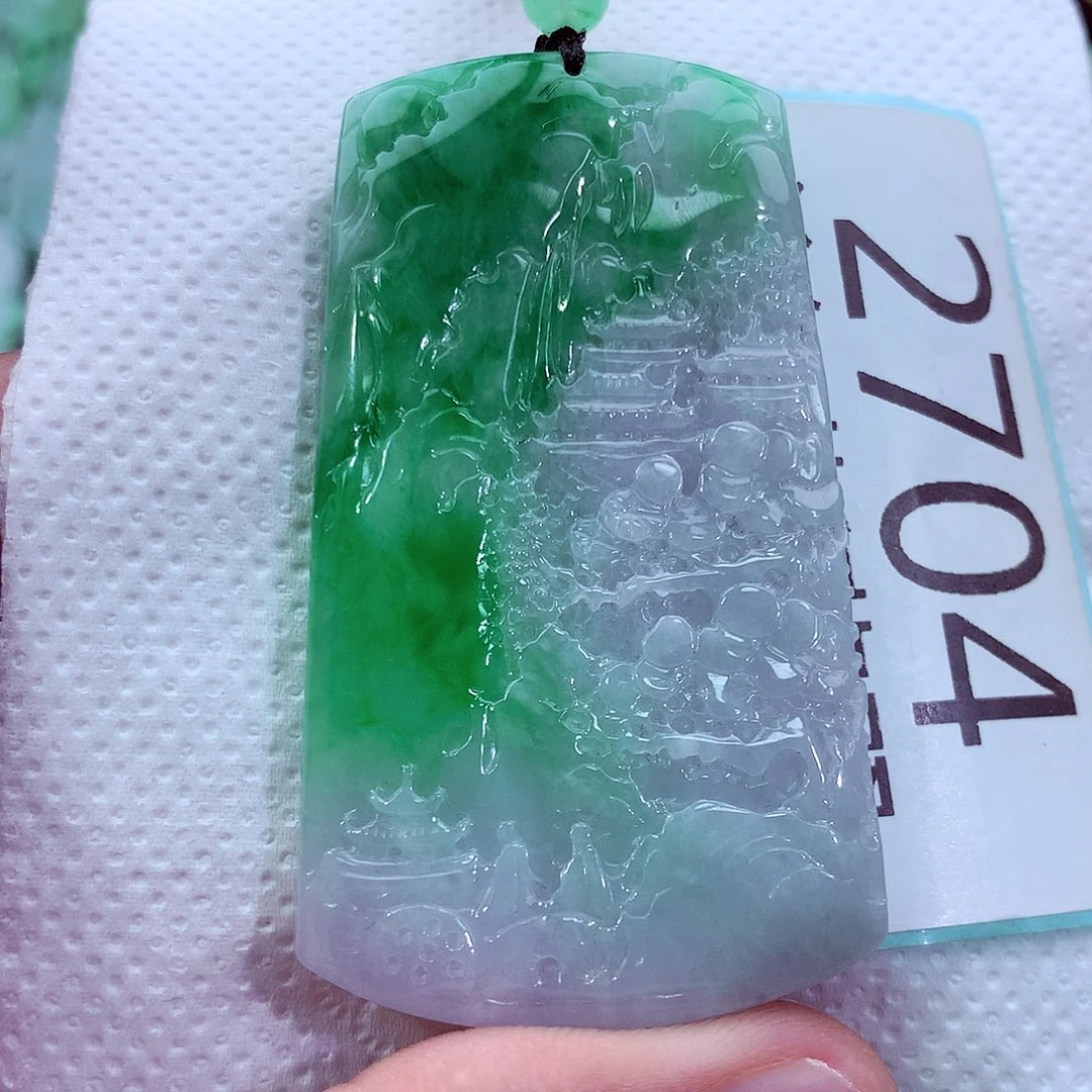 吊坠(不含链)未镶嵌翡翠