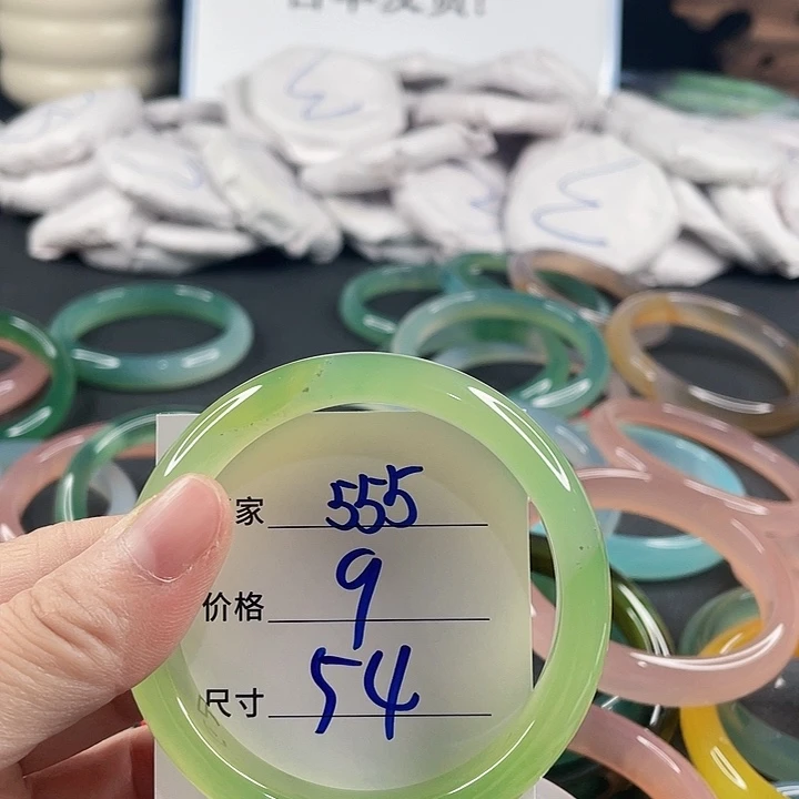 玛瑙/玉髓未镶嵌手镯