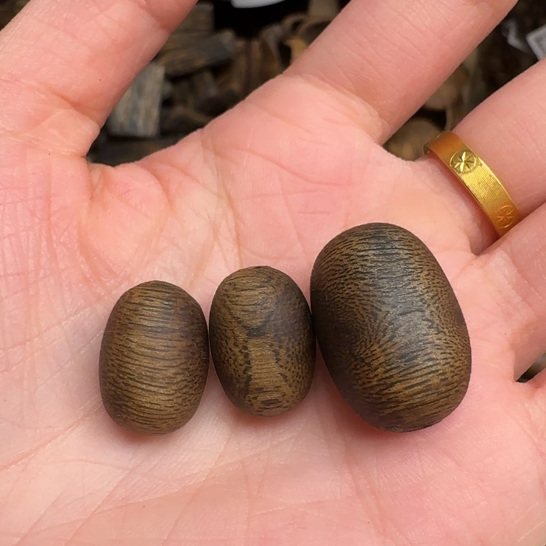 沉香碎屑沉香虫**?留疤原材料3.9克