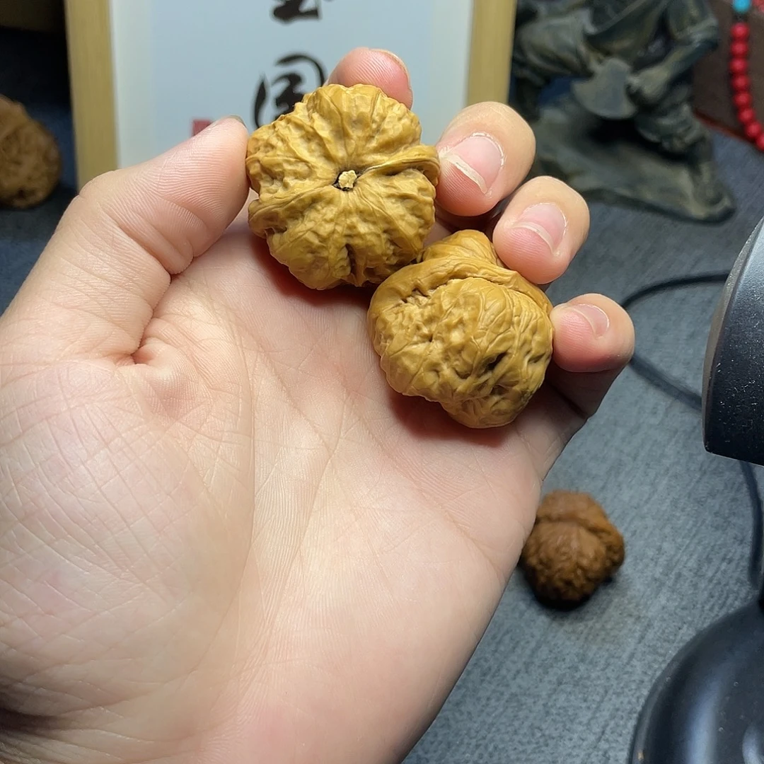 文玩核桃吊坠练手