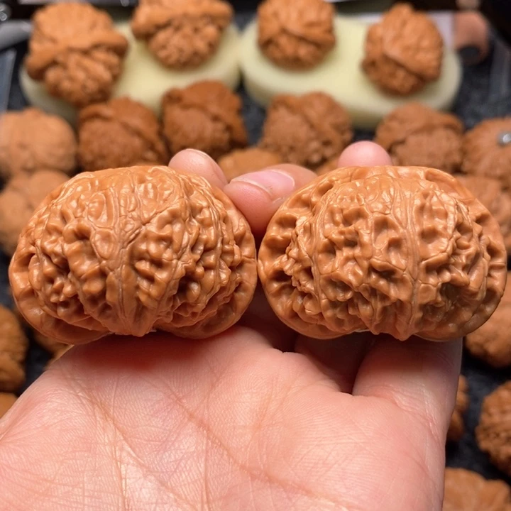 文玩核桃把件毕业大宫灯43