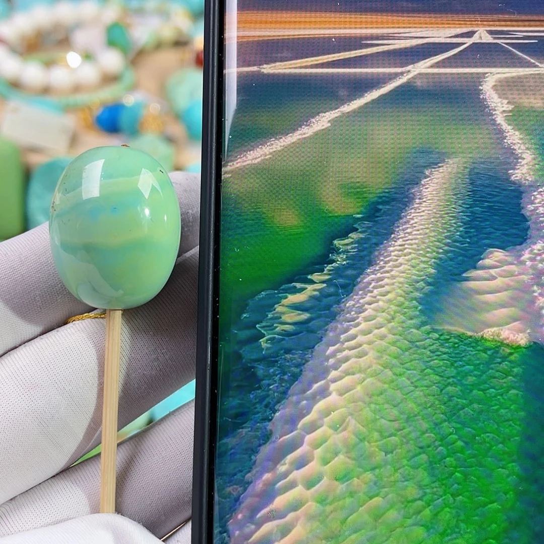 绿松石未镶嵌珠宝奇石