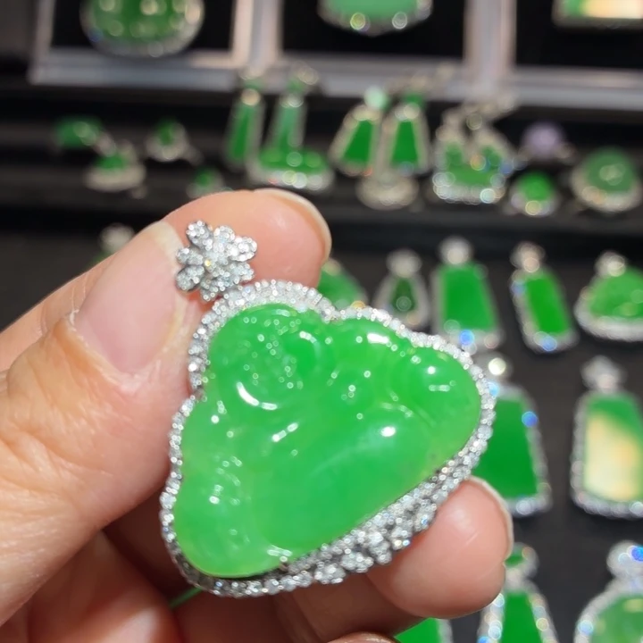 翡翠18K金镶嵌吊坠(不含链)翡翠