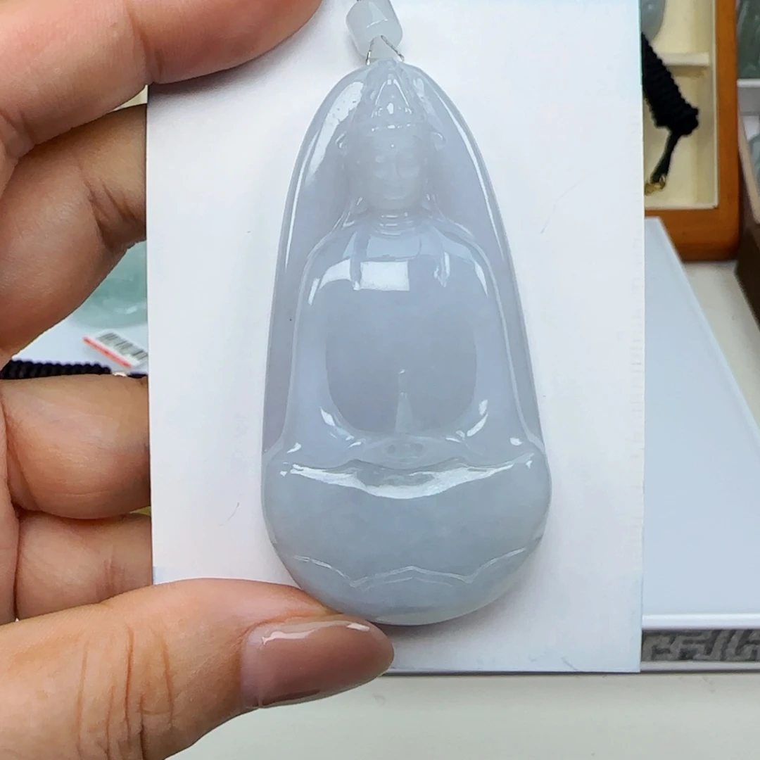 翡翠未镶嵌颈饰