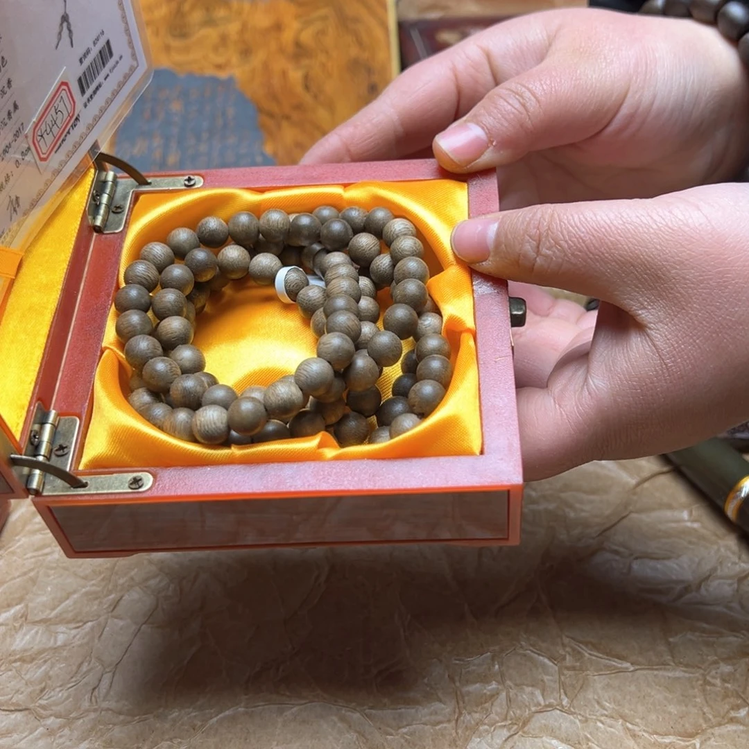 大叶紫檀（黑酸枝木类）