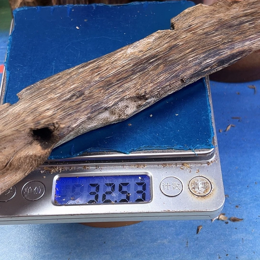木质绿奇楠虫漏白棋32克