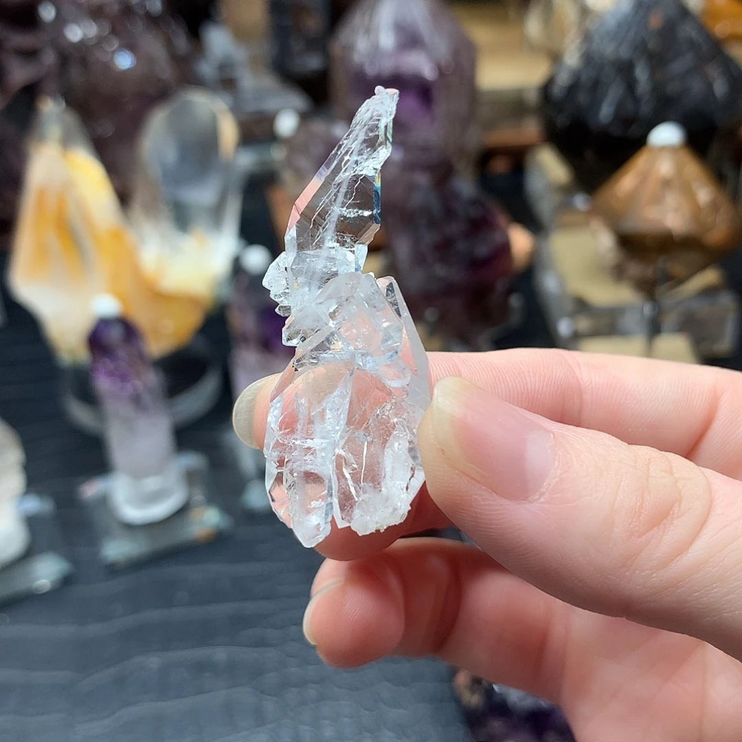 水晶大型摆件（非配饰）未镶嵌哥伦比亚缝合