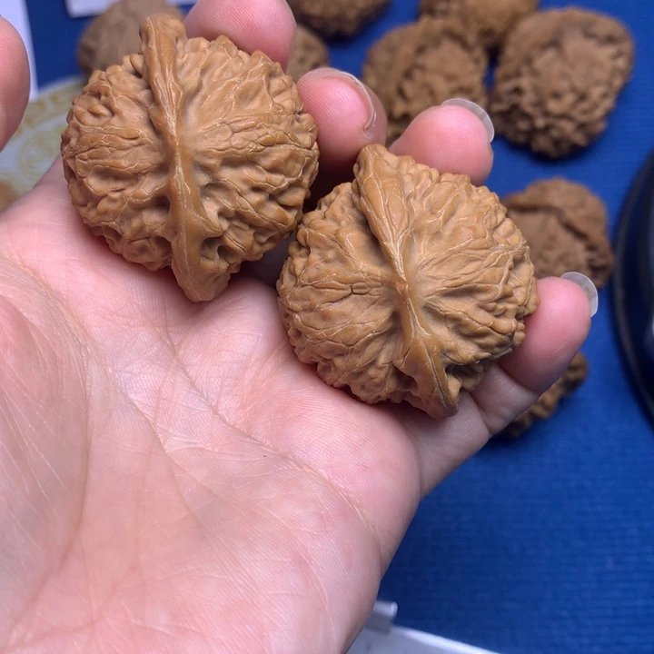 文玩核桃吊坠宫灯