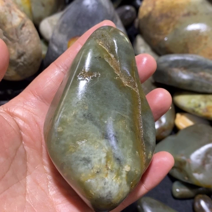 和田玉（糖玉）未镶嵌挂件