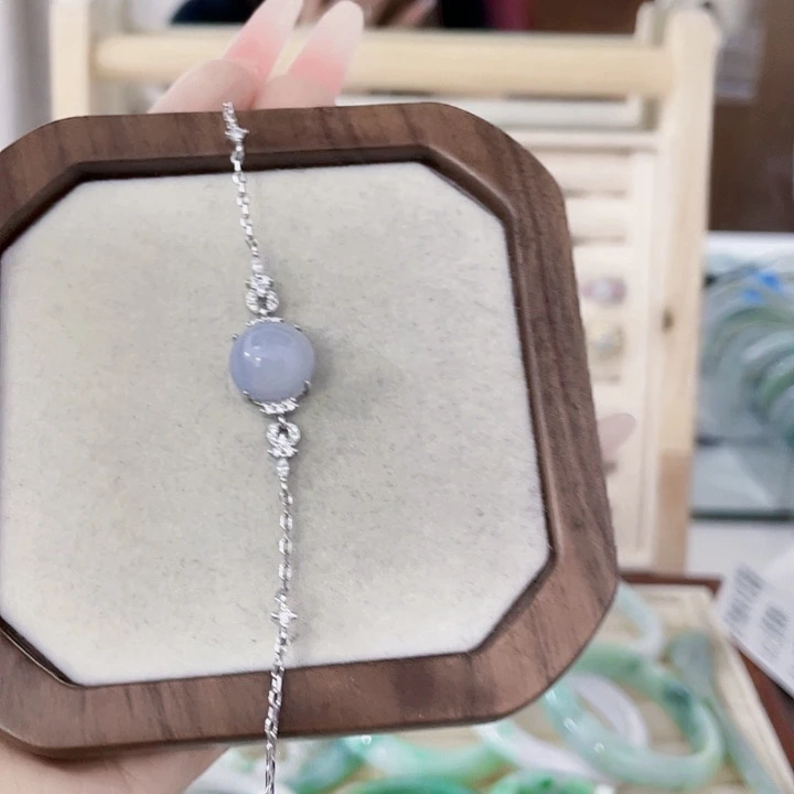 翡翠未镶嵌颈饰天然翡翠Ａ货