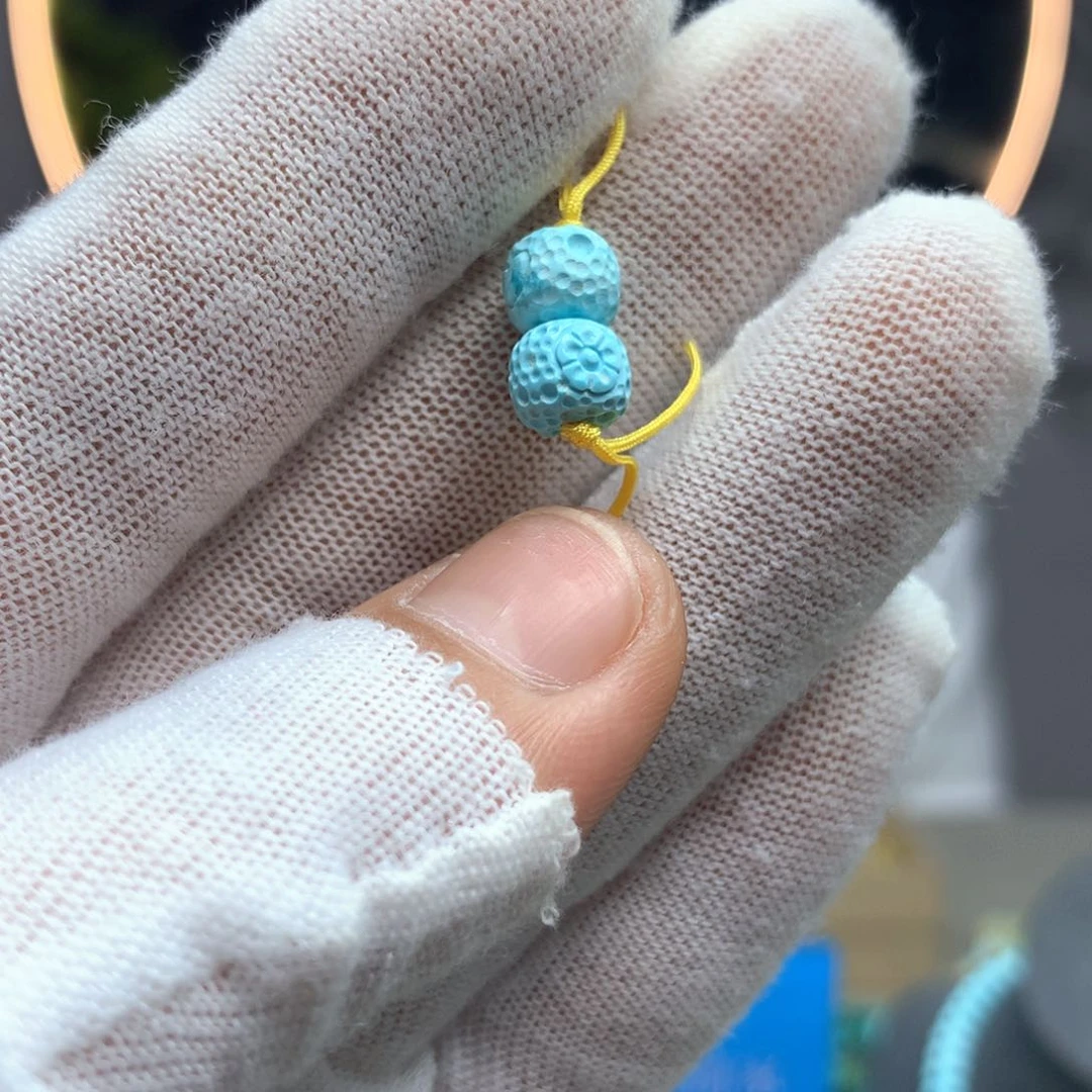 绿松石未镶嵌挂件