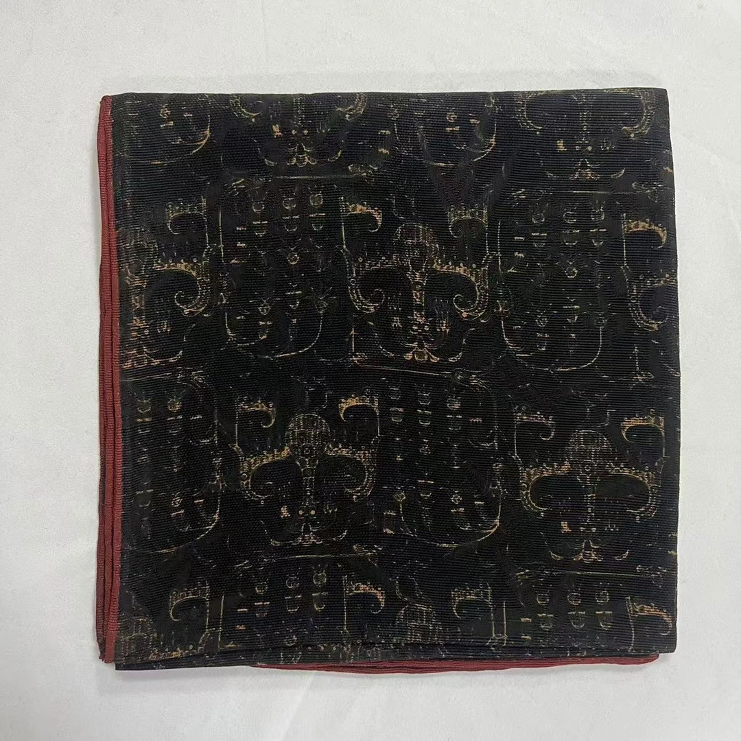 110香云纱方巾-古言器具 全织四经绞萝105cm丝巾