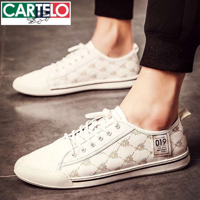 板鞋男鞋2025新款秋季轻奢高端潮牌休闲鞋子男士小白鞋男款豆豆鞋