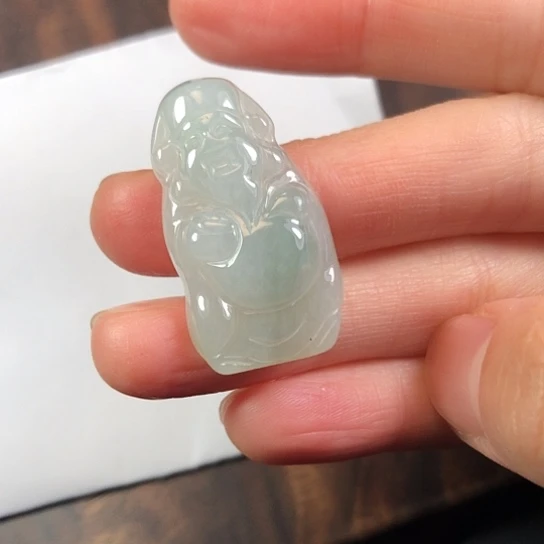 翡翠未镶嵌颈饰缅甸A货，每天下午1点半开播