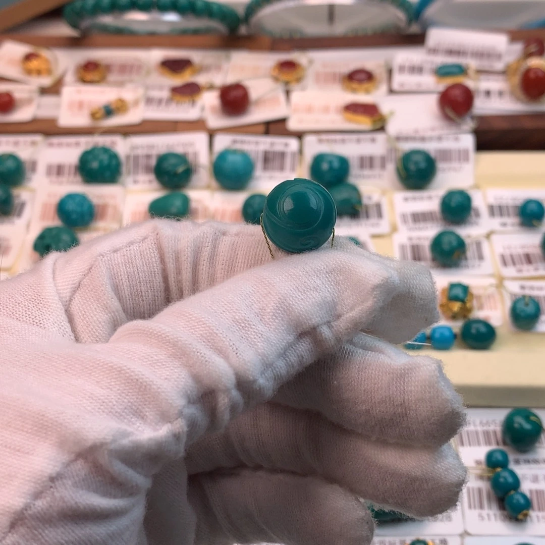 绿松石未镶嵌配饰凡