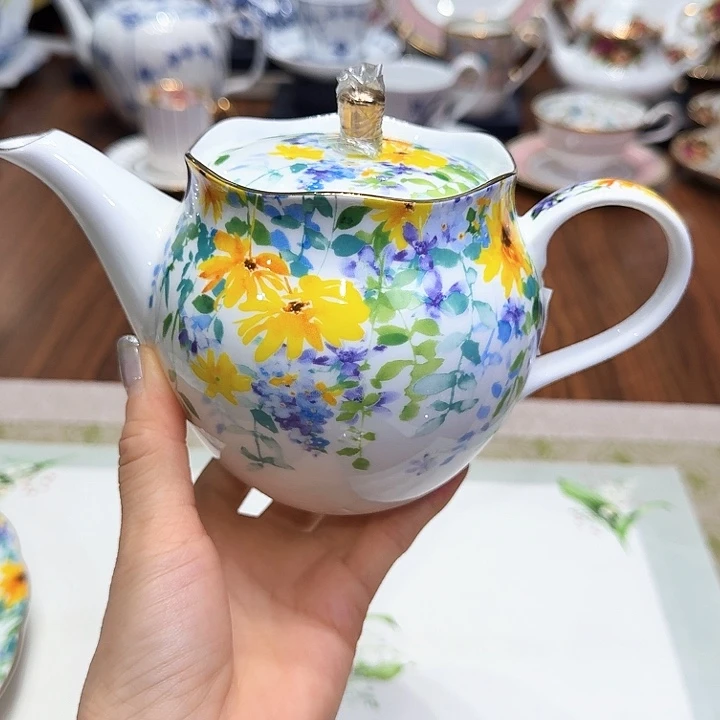 瓷片杯子杯子杯杯子杯子水杯