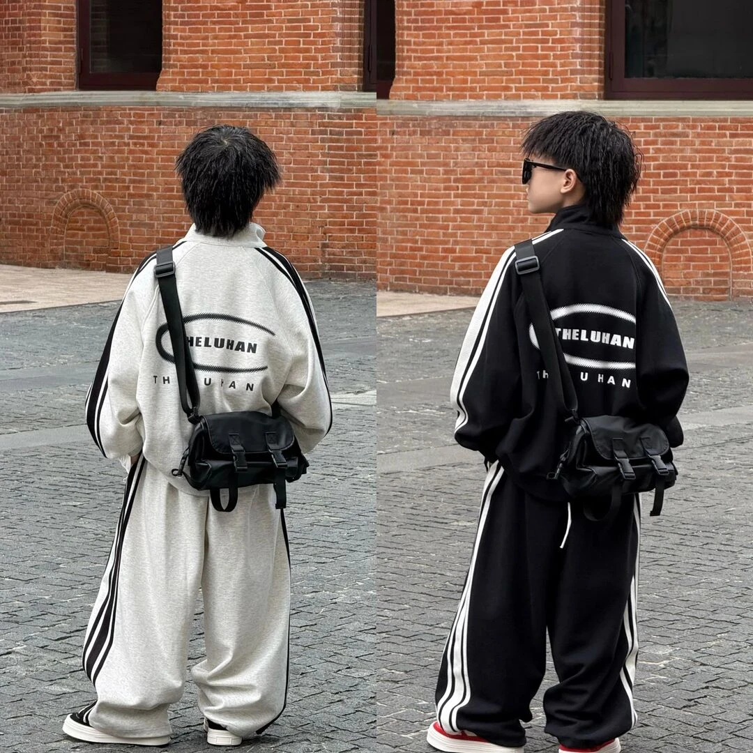 【品牌】男童中大童春秋季时尚韩版立领休闲开衫长袖针织痞帅潮套装