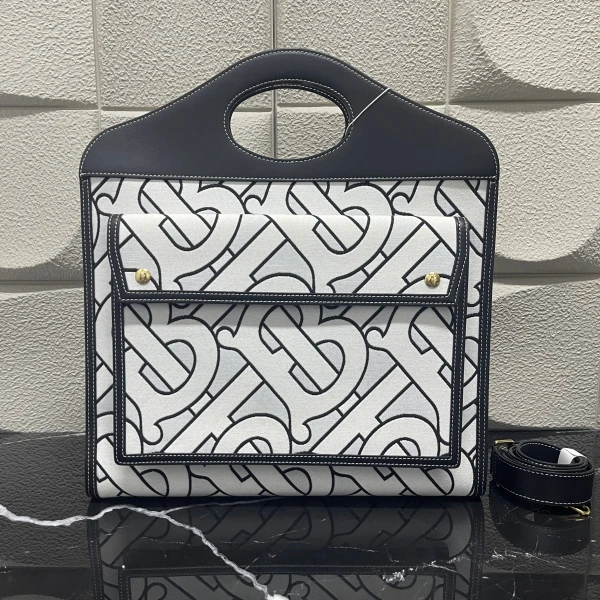 99新/博柏利/包包/市场价13900/250428CZ0024