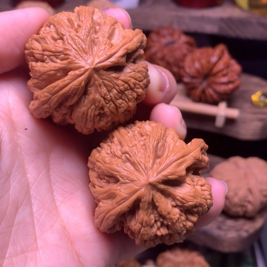 文玩核桃吊坠44粗筋全品