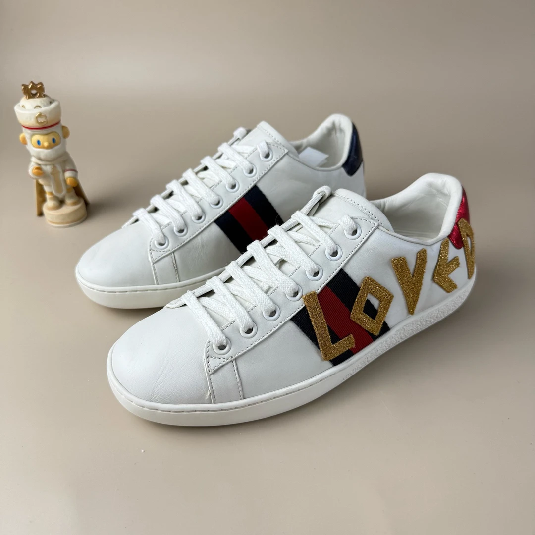99新 GUCCI/古驰 LOVE字母小白鞋 36码 全新试穿橙色 YLP3538