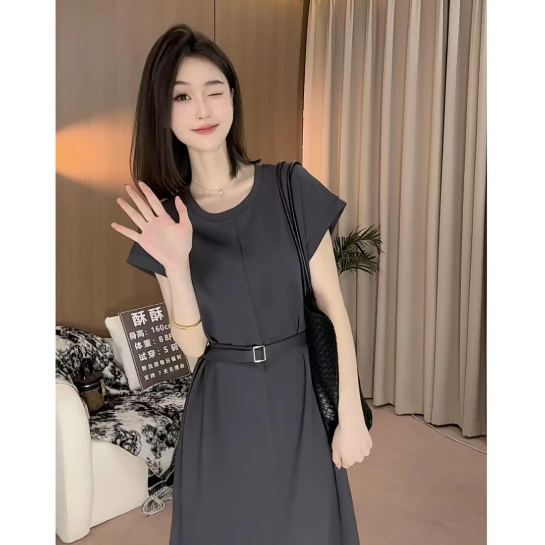 2025女夏季新款休闲气质慵懒风宽松圆领收腰开叉长裙连衣裙A88106