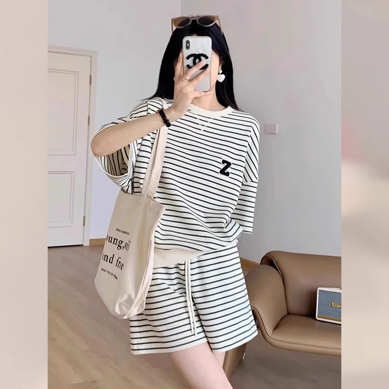 网红条纹休闲运动套装女夏季减龄宽松潮流百搭简约慵懒风两件套潮