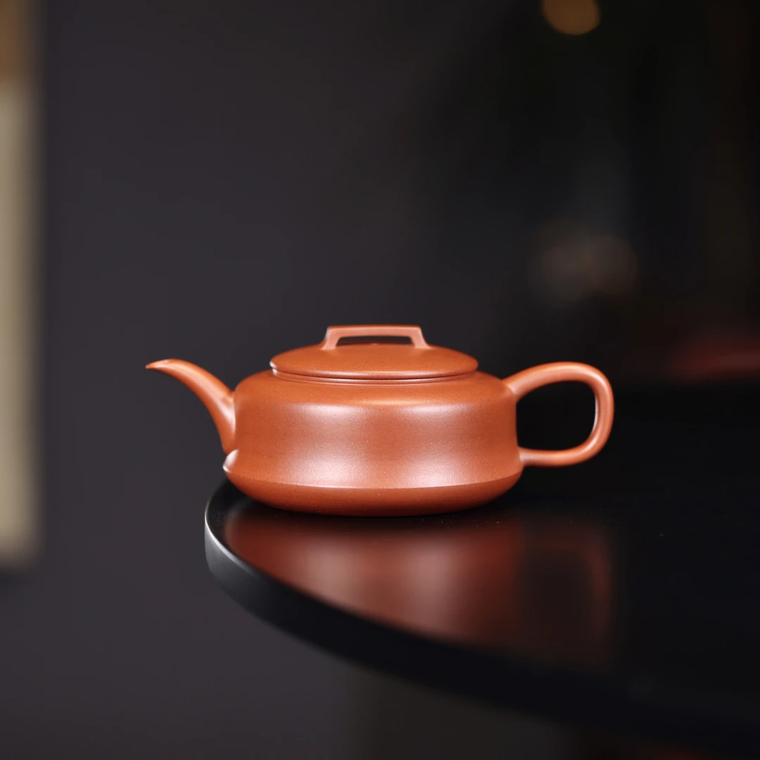 吴君峰工作室 裴正秋制 小茶翁 红皮龙170cc